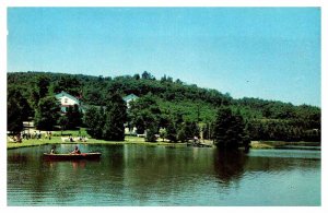 Postcard RESORT SCENE Echo Lake Pennsylvania PA AU5763