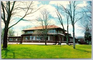 Vtg Oshkosh Wisconsin WI Jesuit Retreat House Main Building 1960s View Postcard