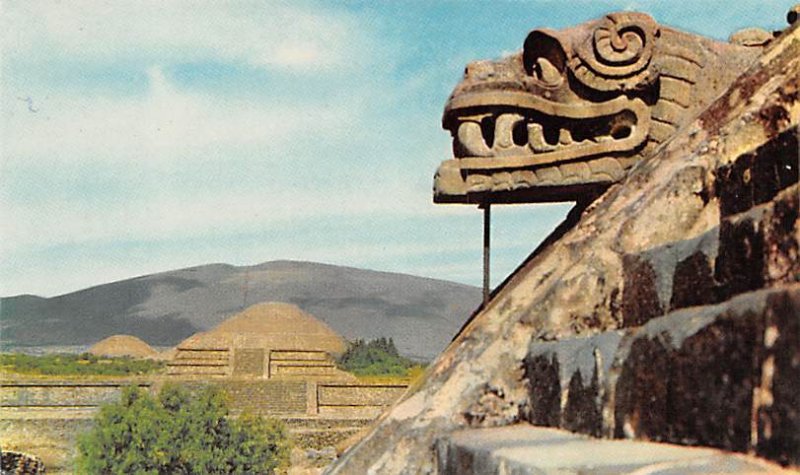 Pyramids of Teotihuacan Mexico Tarjeta Postal Writing on back 