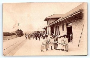 RPPC ALBANY, OR Oregon ~ 1909 ~ Southern Pacific  RAILROAD DEPOT Train Postcard