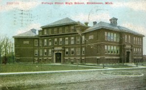 Postcard Early View of Portage Street High School, Kalamazoo. MI   P4