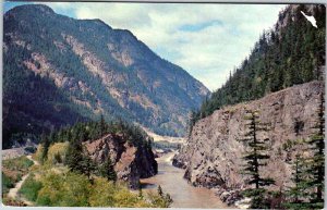 Postcard MOUNTAIN SCENE Yale British Columbia BC AK9792