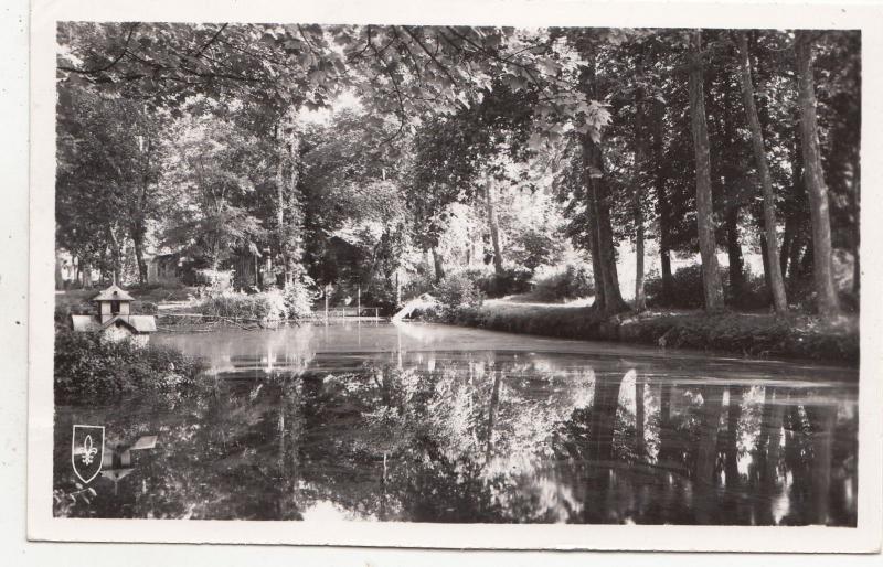 BF27764 pougues les eaux nievre parc de l etablissement france  front/back image