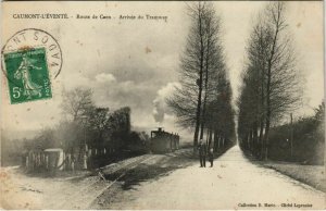 CPA CAUMONT-L'ÉVENTÉ Route de Caen Arrivée du TRAMWAY (809556)