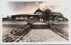 Philippines The Taal Vista Lodge Tagaytay City Vintage RPPC C205