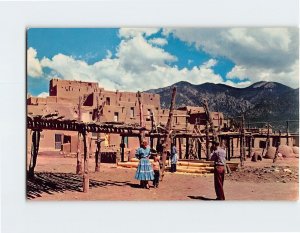 Postcard A typical pueblo, Taos Pueblo, New Mexico