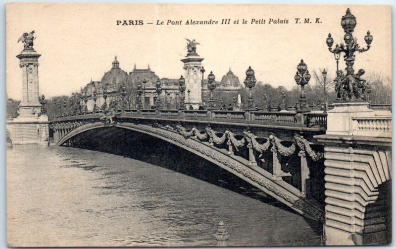 Postcard - The Pont Alexandre III and the Petit Palais - Paris, France 