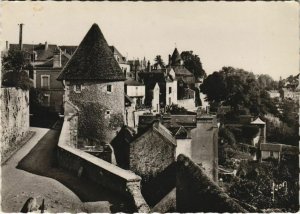 CPM AVALLON Les Remparts et Tour de l'Escharguet (1196023)