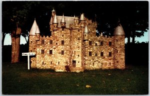 VINTAGE POSTCARD MODEL OF CLAMIS CASTLE AT WOODLEIGH REPLICAS KENSINGTON P.E.I.