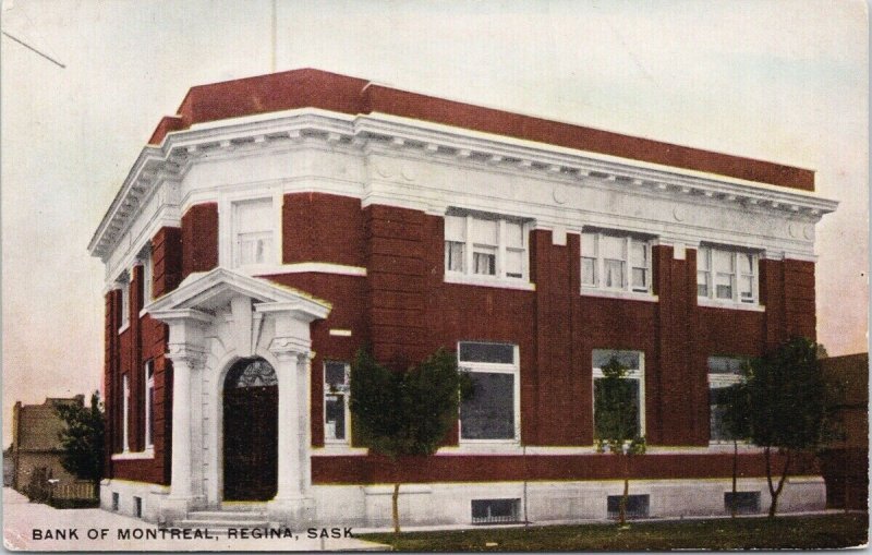 Bank of Montreal Regina Saskatchewan Canada Drug & Book Co #4871 Postcard E95