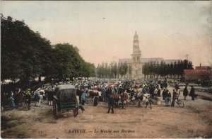 CPA BAYEUX Le Marche aux Bestiaux (1225793)