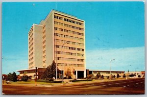 Vtg Wichita Kansas KS New Sedgwick County Court House 1960s View Postcard