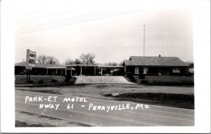 Real Photo Postcard Park-et Motel on Highway 61 in Perryville, Missouri