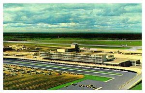 Postcard AIRPORT SCENE Montreal Quebec QC AT9708