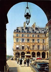 Place des Pyramides - Paris