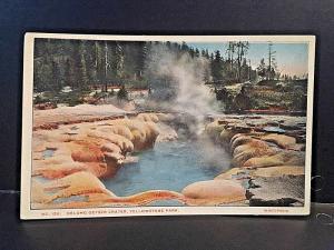Postcard  Oblong Geyser Crater, Yellowstone Park  X9