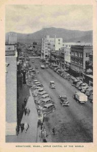 Street Scene Apple Capital of the World Wenatchee Washington 1930s postcard