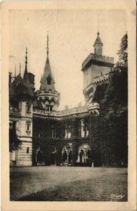 CPA Env. de NOAILLES - Chateau de Le Cloitre (130958)