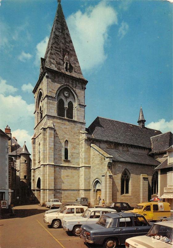 BR54422 Ussel l eglise car voiture france