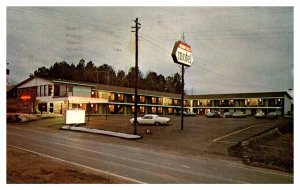 Postcard MOTEL SCENE Calhoun Georgia GA AS4507