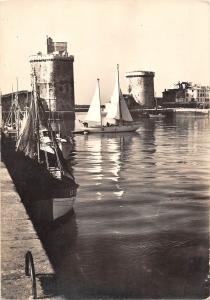 BT12698 La Rochelle la tour saint nicolas shipp bateaux          France