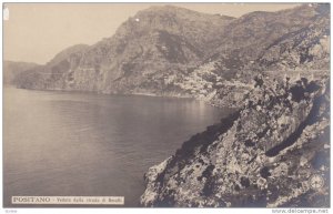 RP,  Positano (Salerno), Campania, Italy, 1900-10s : Veduta dalla strada di A...