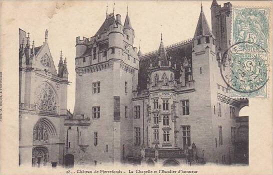 France Pierrefonds Le Chateau La Chapelle et l'Escalier d'honneur 1906