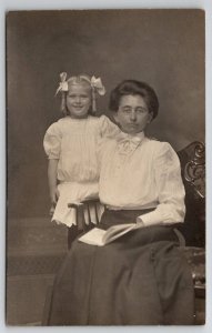 RPPC Edwardian Woman With Girl Hair Bow Thompson Family Salem Iowa Postcard U30