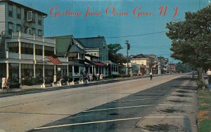 OCEAN GROVE NEW JERSEY~MAIN AVENUE-NO CARS ALLOWED ON SUNDAY-1973 POSTCARD