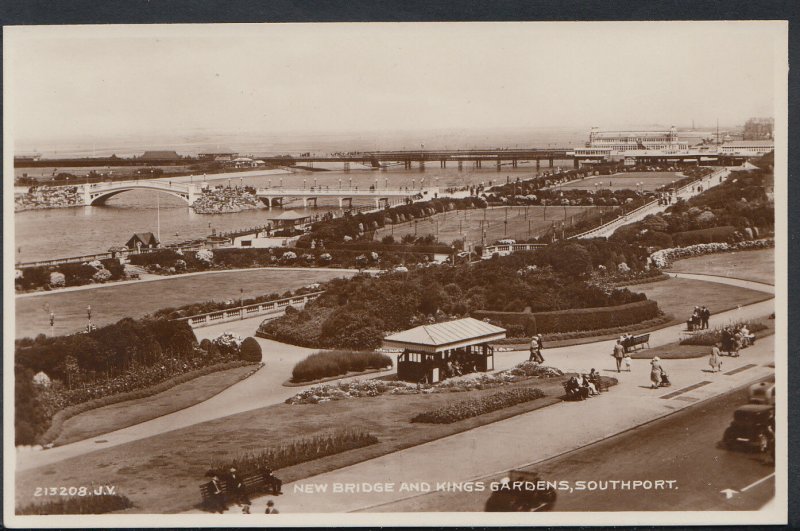 Lancashire Postcard - New Bridge and Kings Gardens, Southport    RS5442