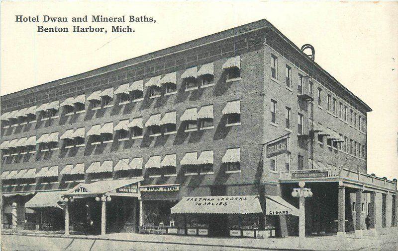 BENTON HARBOR MICHIGAN C-1910 Hotel Dwan Mineral Baths roadside postcard 3840