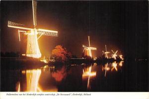 B44064 Moulins a vent wind mill Kinderdijk Holland   netherlands