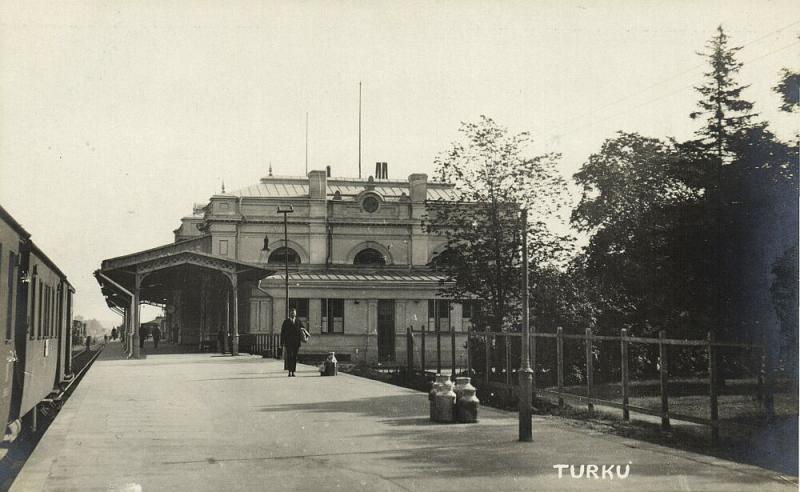 finland suomi, TURKU ÅBO, Railway Station (1930s) RPPC