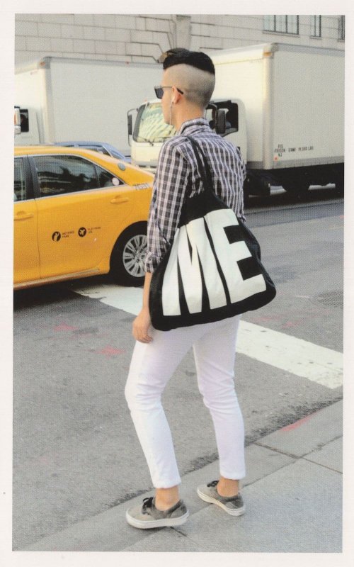 Giant ME Big Letters Handbag Sunglasses Taxi New York USA Fashion Postcard