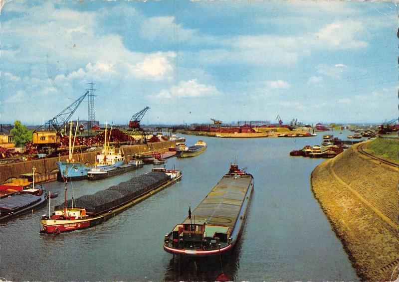 BR76943 duisburg am kaiserhafen ship bateaux germany