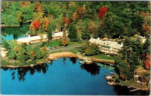 Postcard MOTEL SCENE Laconia New Hampshire NH AO8407
