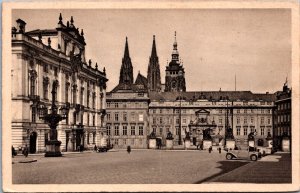 Czech Republic Praha Prague The Castle Vintage Postcard  09.73