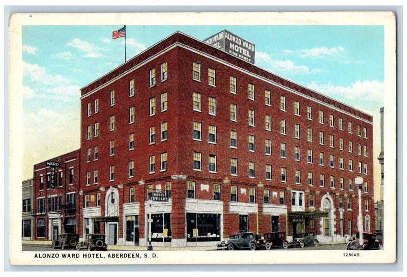 c1920 Alonzo Ward Hotel & Restaurant Classic Car Aberdeen South Dakota Postcard