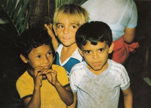 El Salvador Grubby Childrens T Shirt Postcard