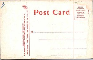 Postcard MONUMENT SCENE Cambridge Massachusetts MA AM7952