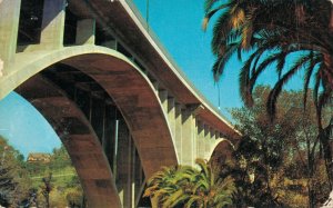 USA Colorado Street Bridge Pasadena California Chrome Postcard 08.36