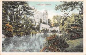 uk18679 warwick castle uk