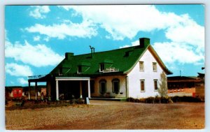 STE. ANNE de BEAUPRE, Quebec Canada ~ LA MAISON de BAKER'S INN Roadside Postcard