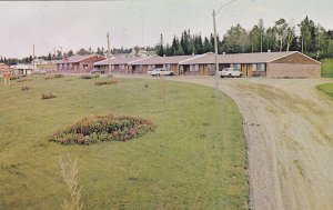 Silverwood Motel , FREDERICTON , New Brunswick , Canada , 50-60s