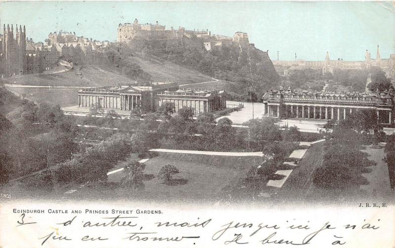 B94881 edinburgh castle and princes street gardens scotland