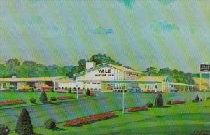 Connecticut Wallingford Yale Motor Inn