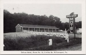 Williamsport PA Deluxe Motel Route 15 1950s Litho Postcard G97