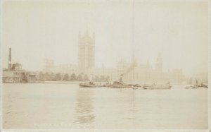 Navigation & sailing related postcard London Thames Parlament cargo barge ship