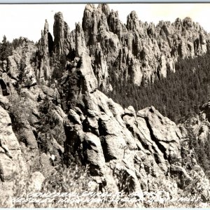 c1940s Black Hills, SD RPPC Needles Hwy Cathedral Spires Real Photo Postcard A87