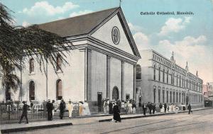 HONOLULU, HI Hawaii   CATHOLIC CHURCH  Parishioners Outside  c1910's Postcard